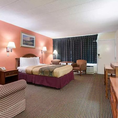 Royal Inn Clearfield Buitenkant foto