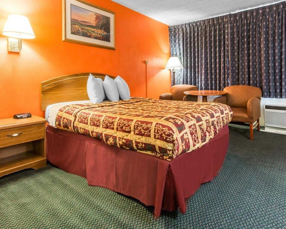 Royal Inn Clearfield Buitenkant foto